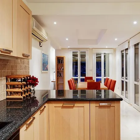 4 Bedroom Andromeda With Private Infinity Pool, Aphrodite Hills