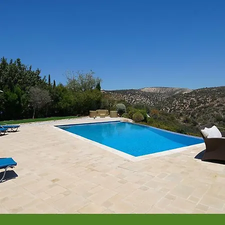 4 Bedroom Andromeda With Private Infinity Pool, Aphrodite Hills
